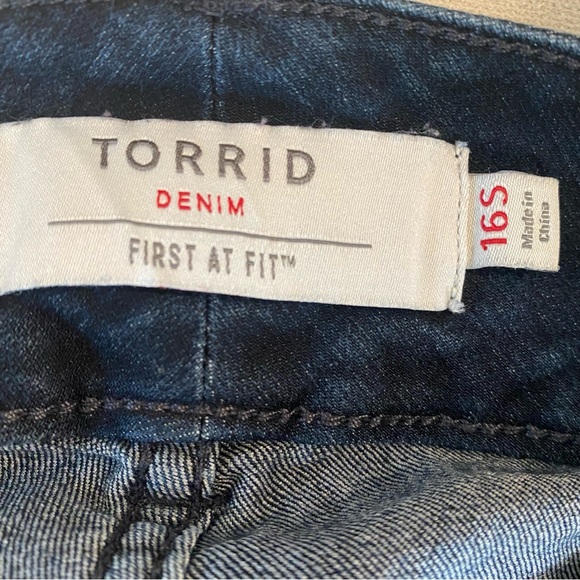 Torrid dark navy jeggings, sz 16 short - Picture 10 of 15